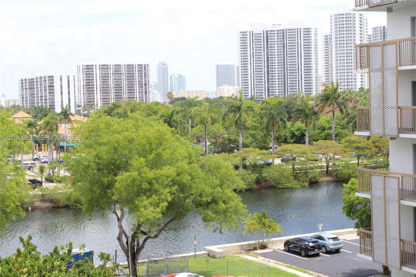3475 N Country Club Dr 608
