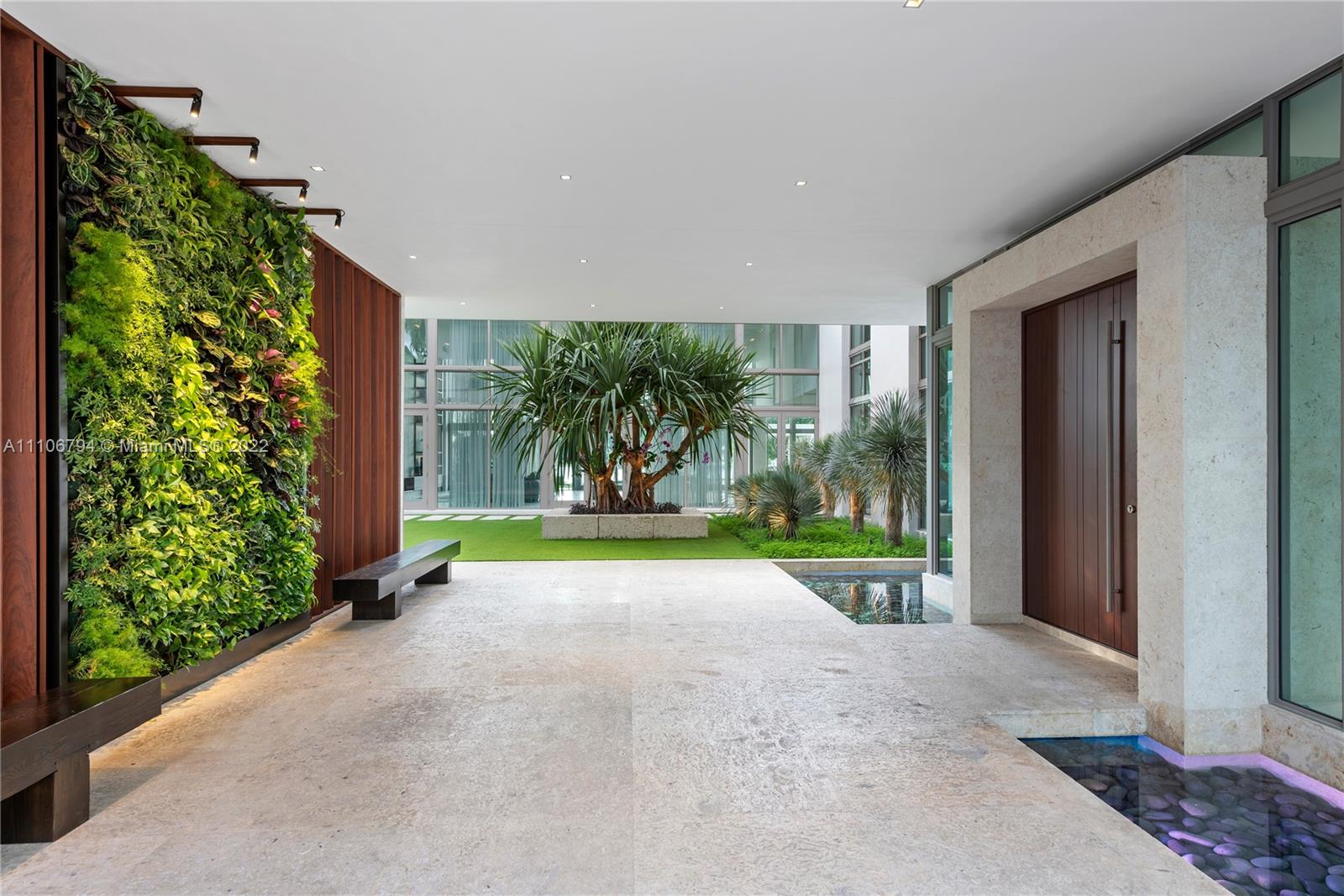 LA GORCE GOLF SUB - Residential