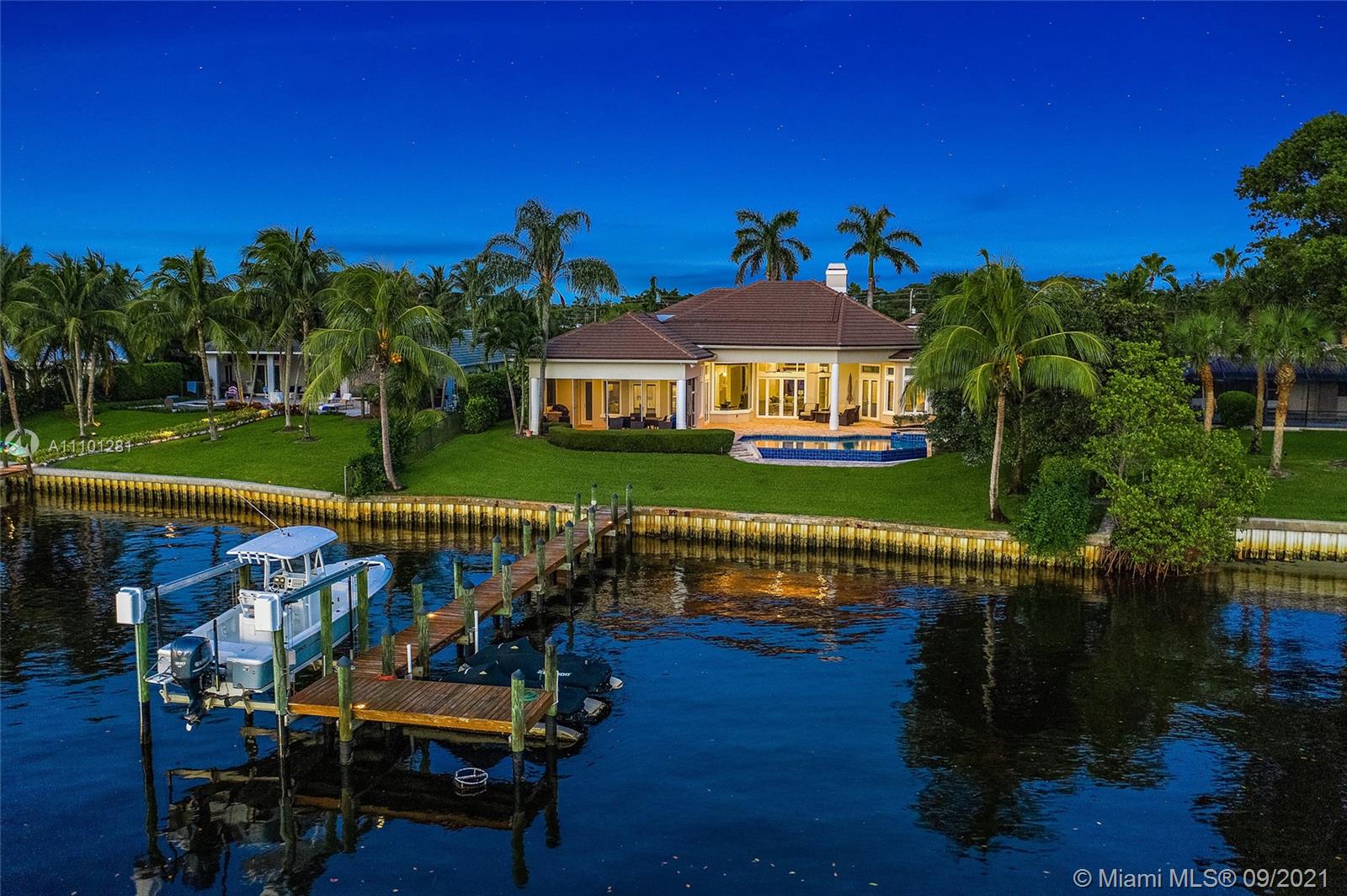 Tequesta Country Club - Residential