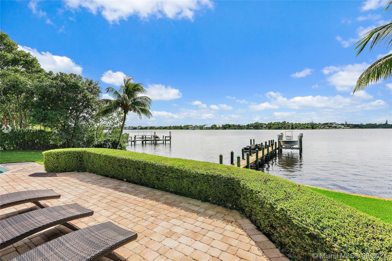 Tequesta Country Club - Residential