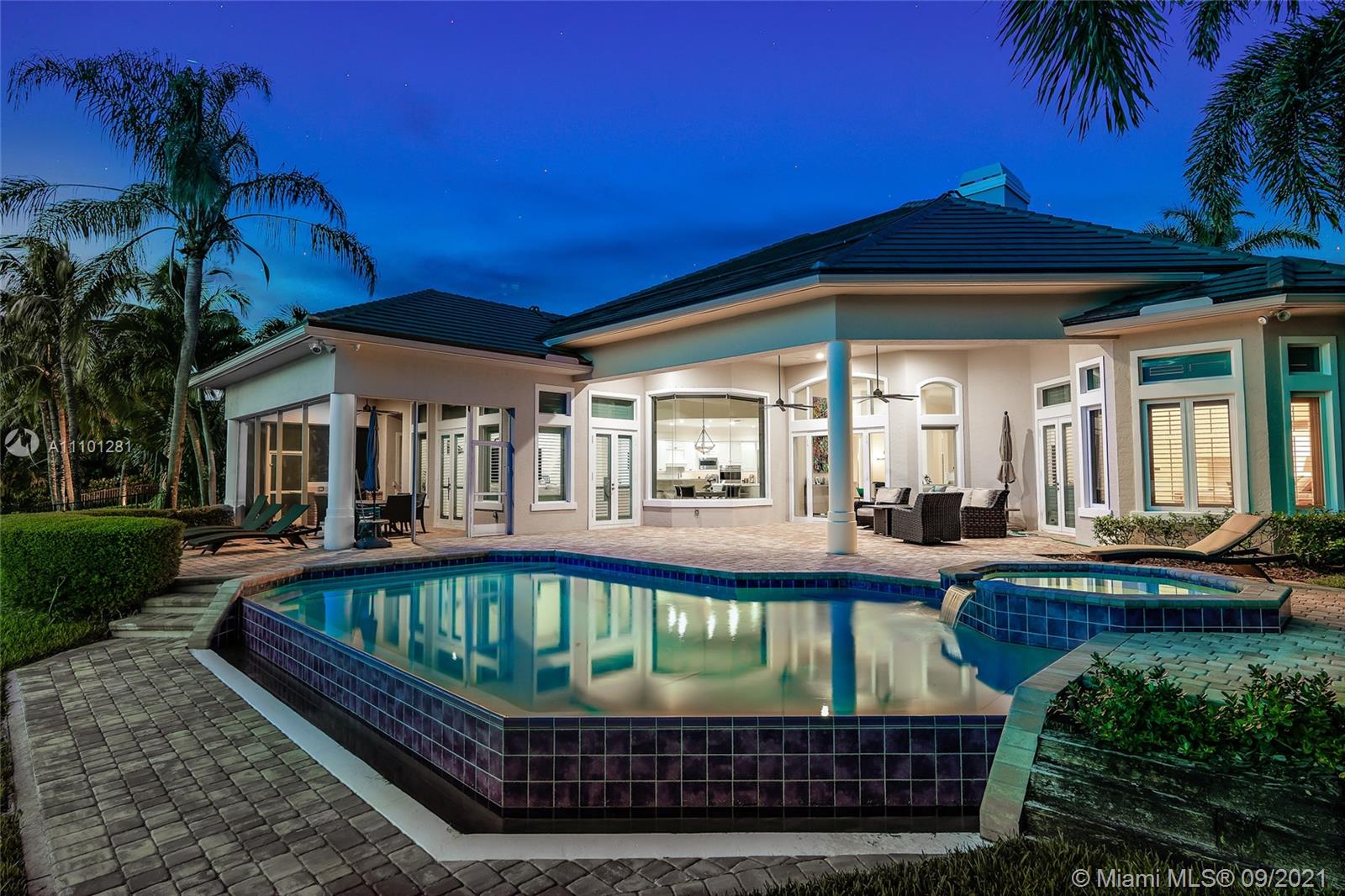 Tequesta Country Club - Residential