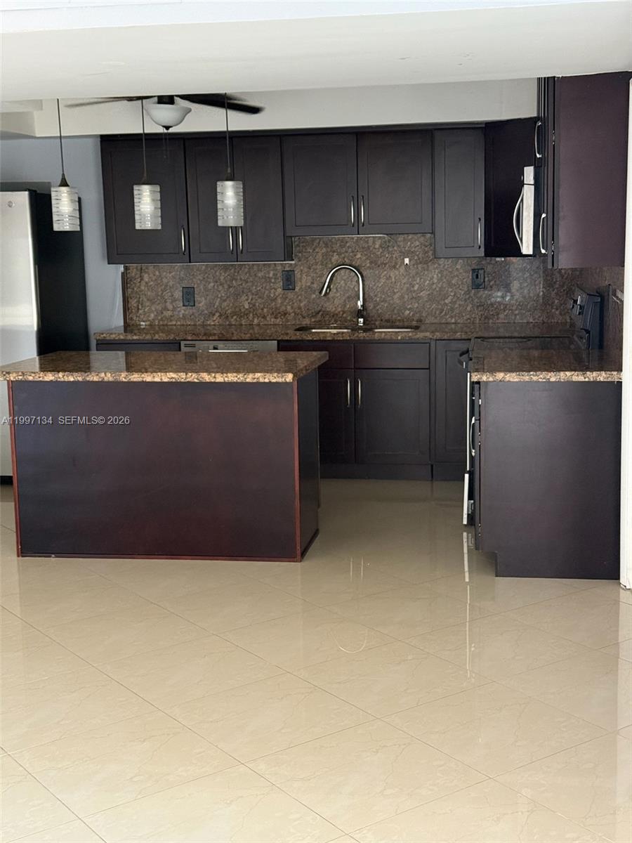 CORAL POINT CONDOMINIUM - Residential Lease