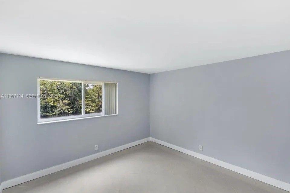 CORAL POINT CONDOMINIUM - Residential Lease