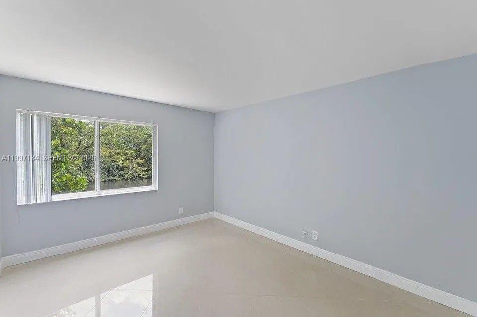 CORAL POINT CONDOMINIUM - Residential Lease