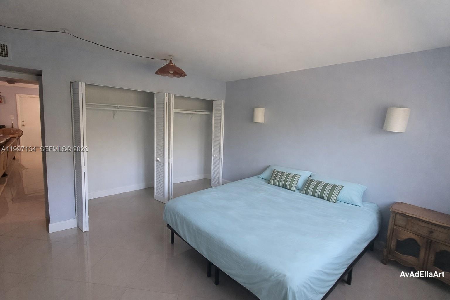 CORAL POINT CONDOMINIUM - Residential Lease