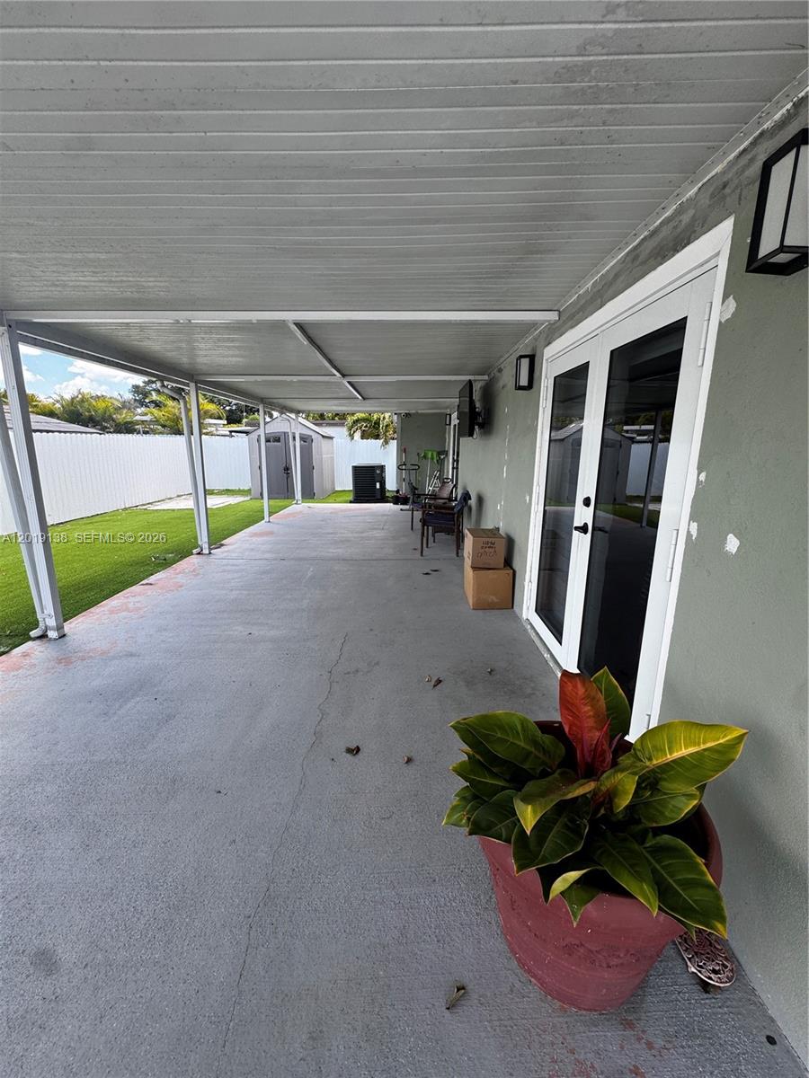 MYRTLE GROVE 1ST ADDN - Residential