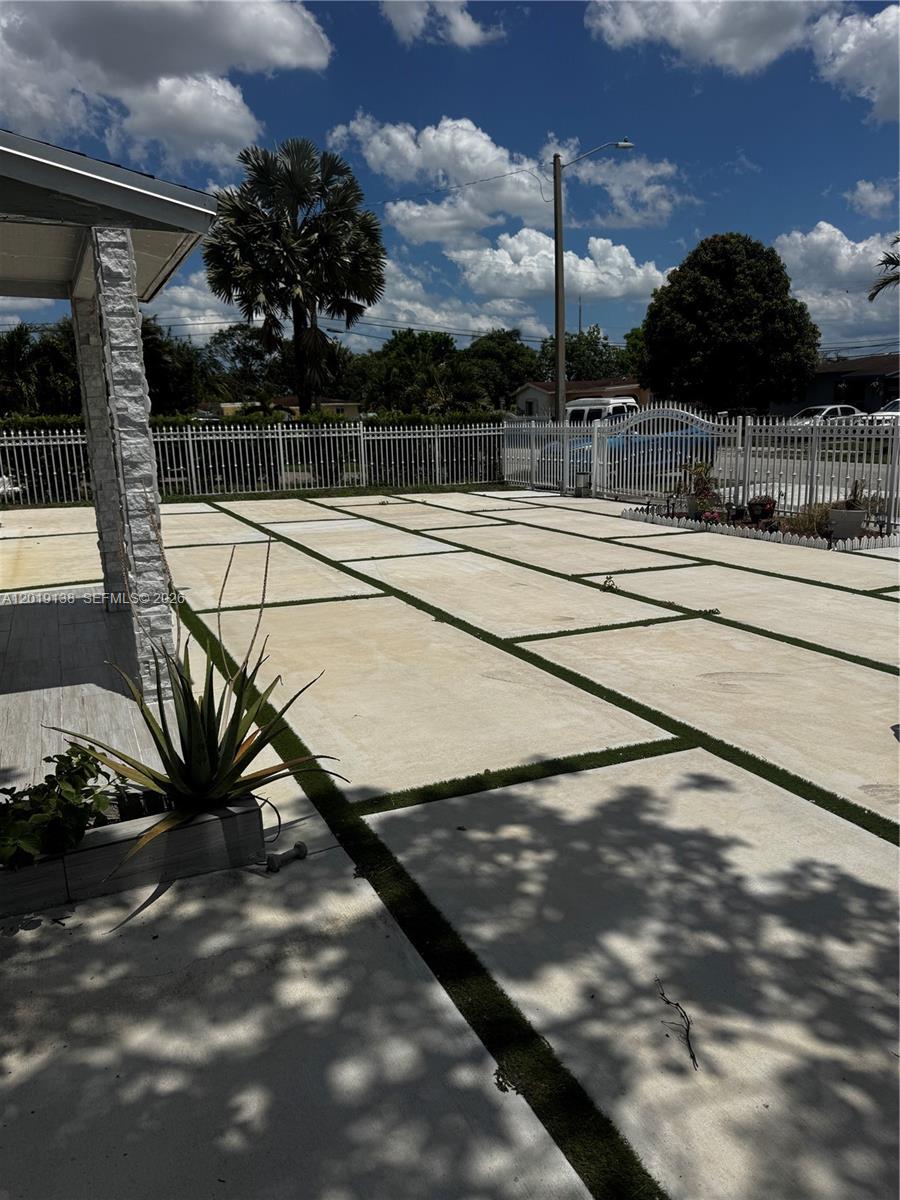 MYRTLE GROVE 1ST ADDN - Residential