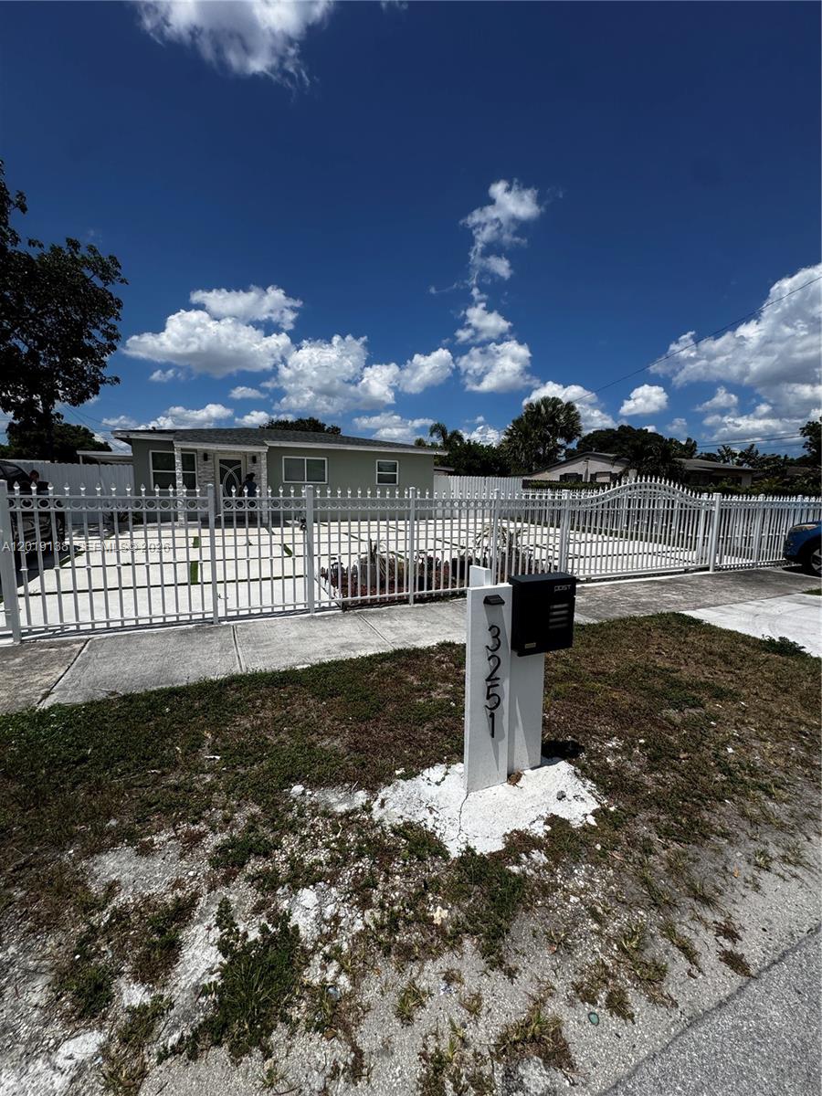 MYRTLE GROVE 1ST ADDN - Residential