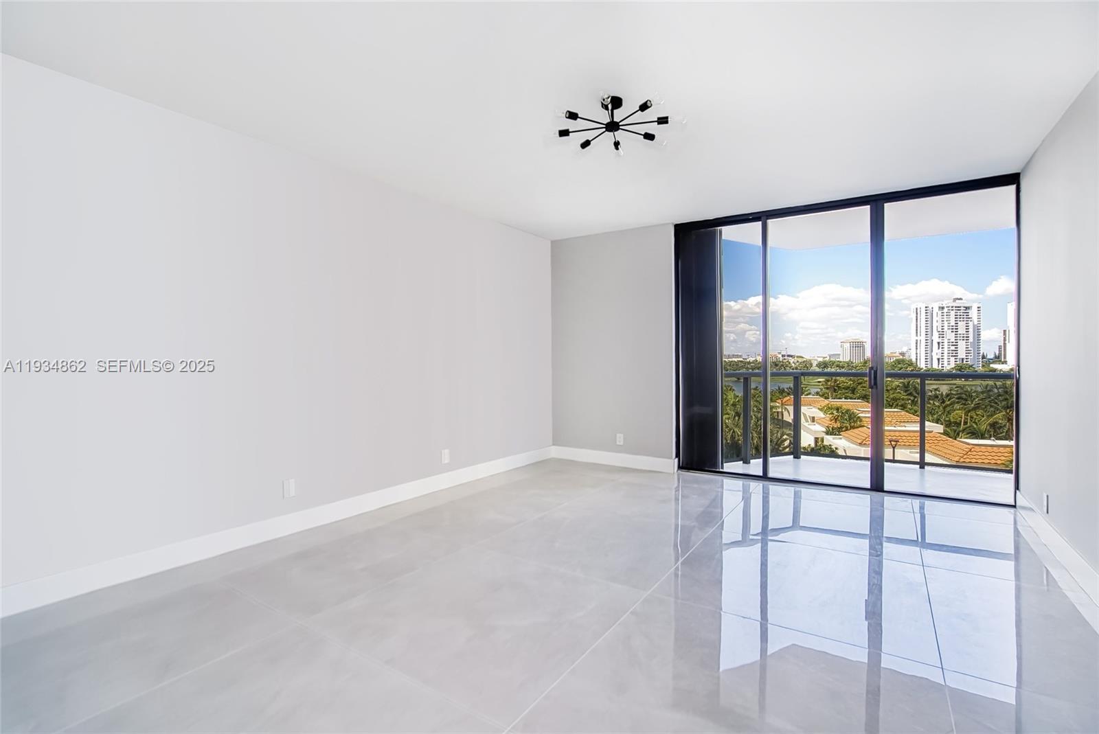 HAMPTONS WEST CONDO - Residential