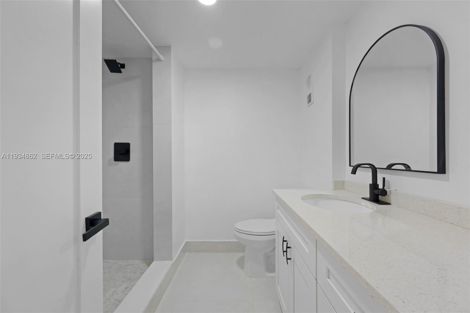 HAMPTONS WEST CONDO - Residential