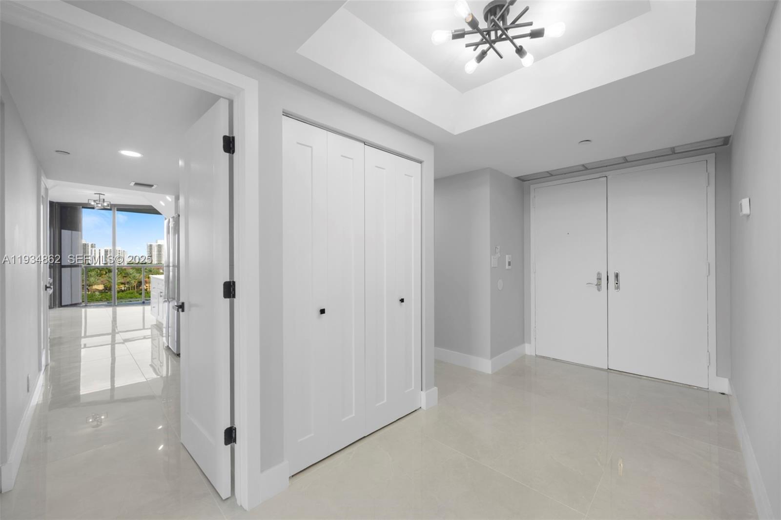 HAMPTONS WEST CONDO - Residential