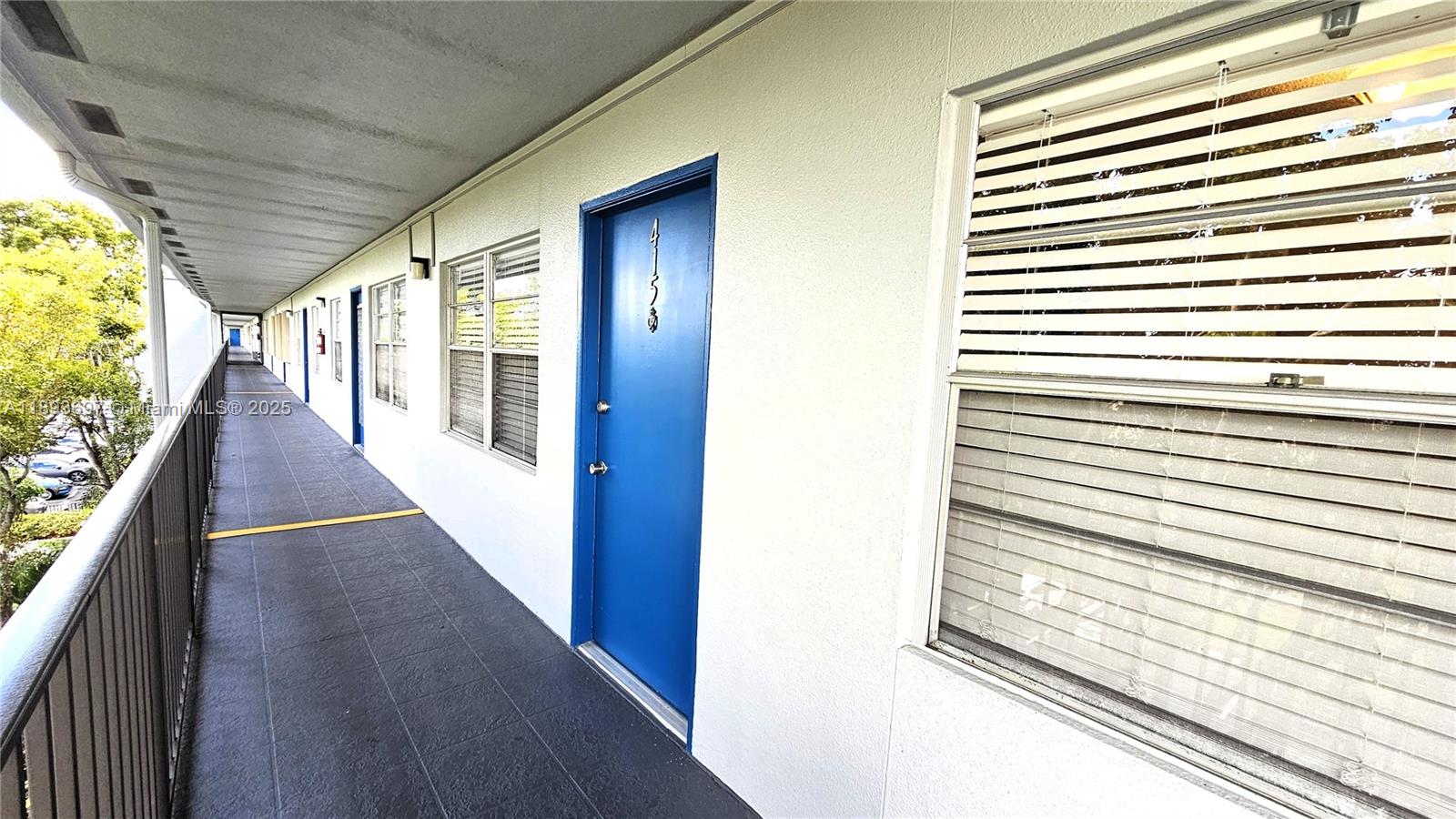 NEW HAMPTON AT CENTURY VI - Residential Lease