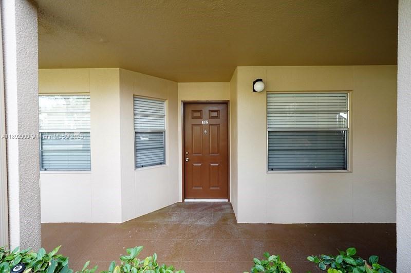 CAMBRIDGE AT CENTURY VILL - Residential