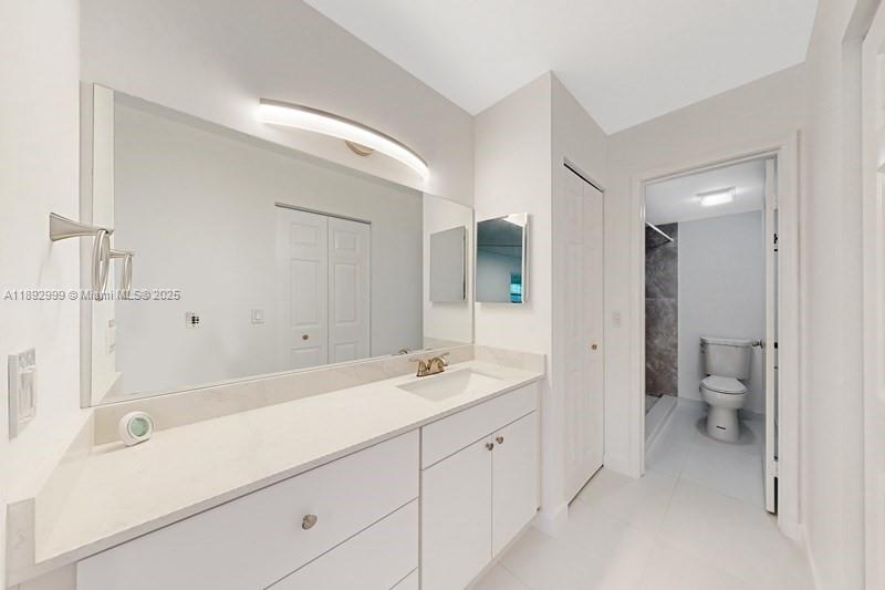 CAMBRIDGE AT CENTURY VILL - Residential