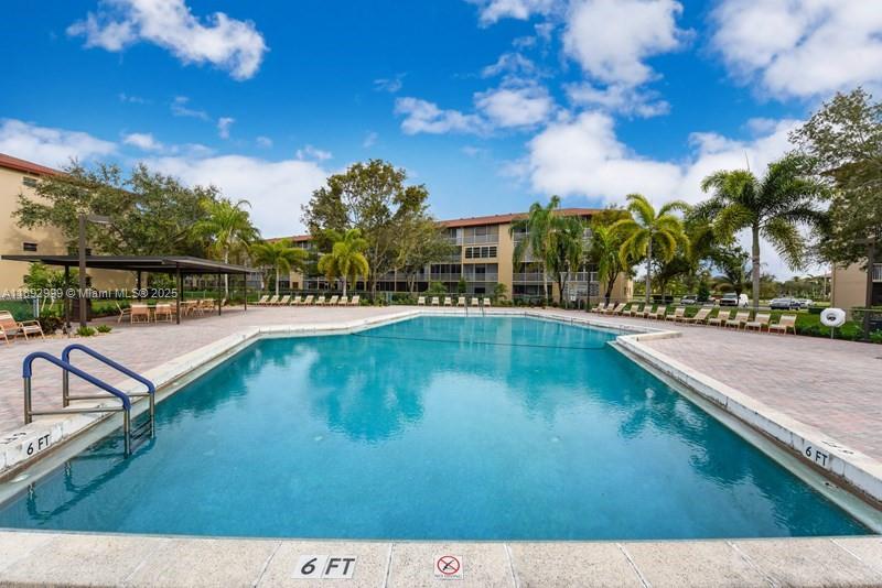 CAMBRIDGE AT CENTURY VILL - Residential
