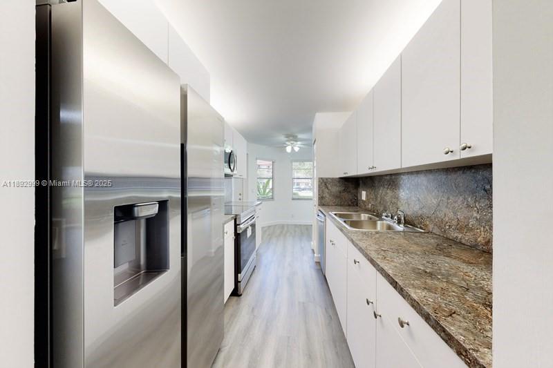 CAMBRIDGE AT CENTURY VILL - Residential