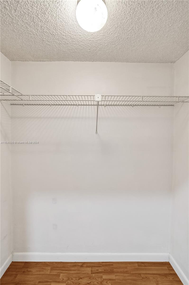 BERKLEY HOUSE OF CARRIAGE - Residential