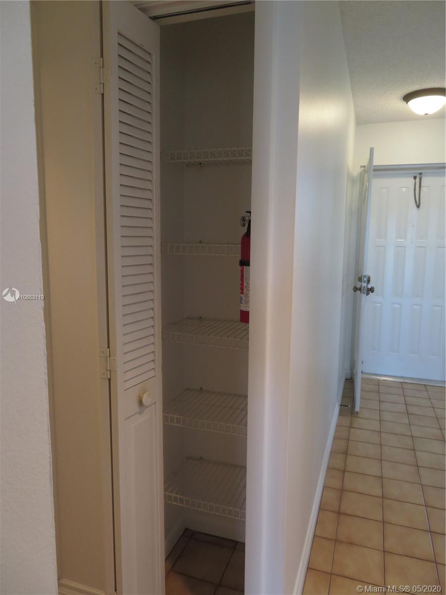 MARINERS WAY CONDO - Residential