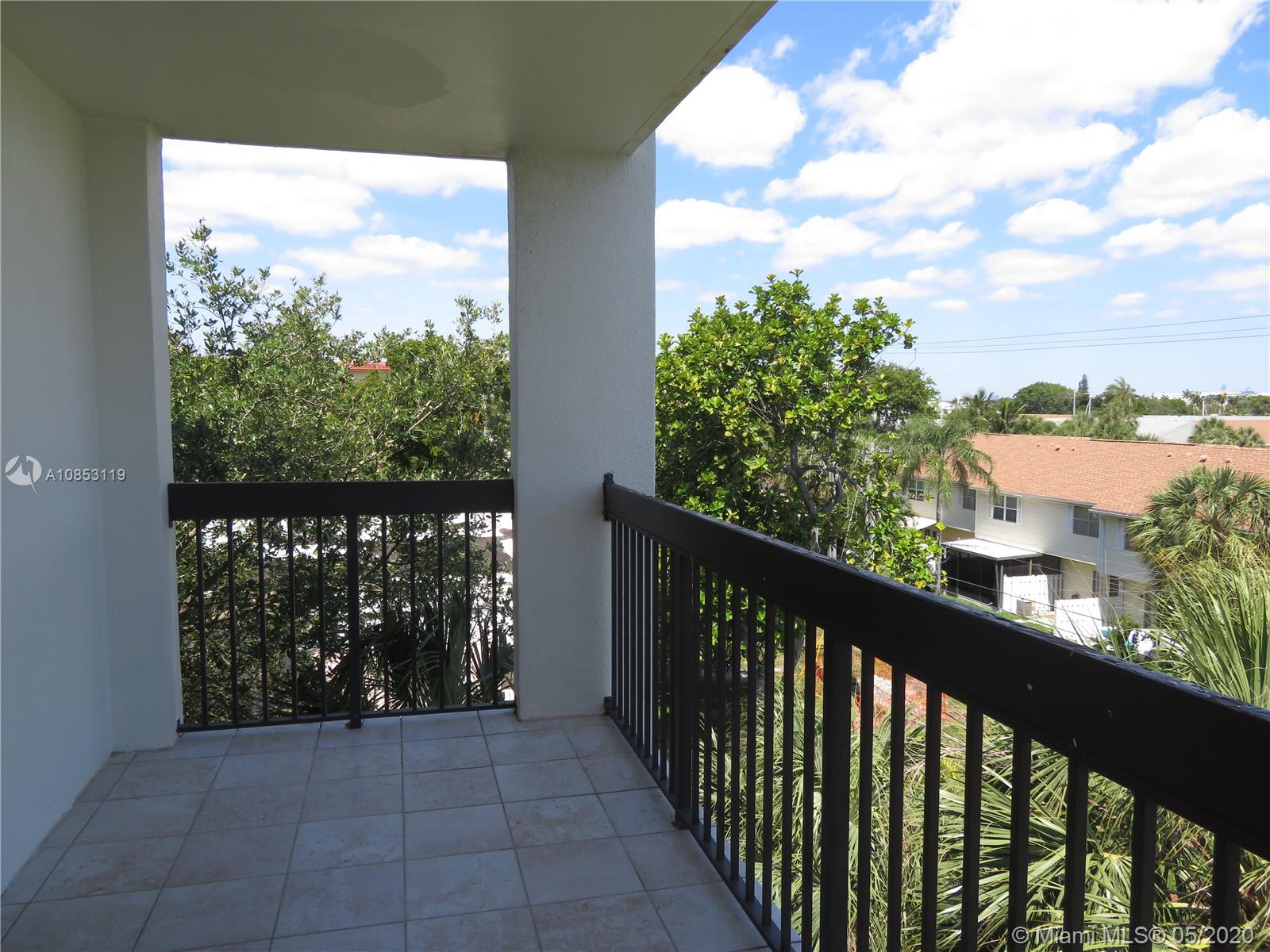 MARINERS WAY CONDO - Residential