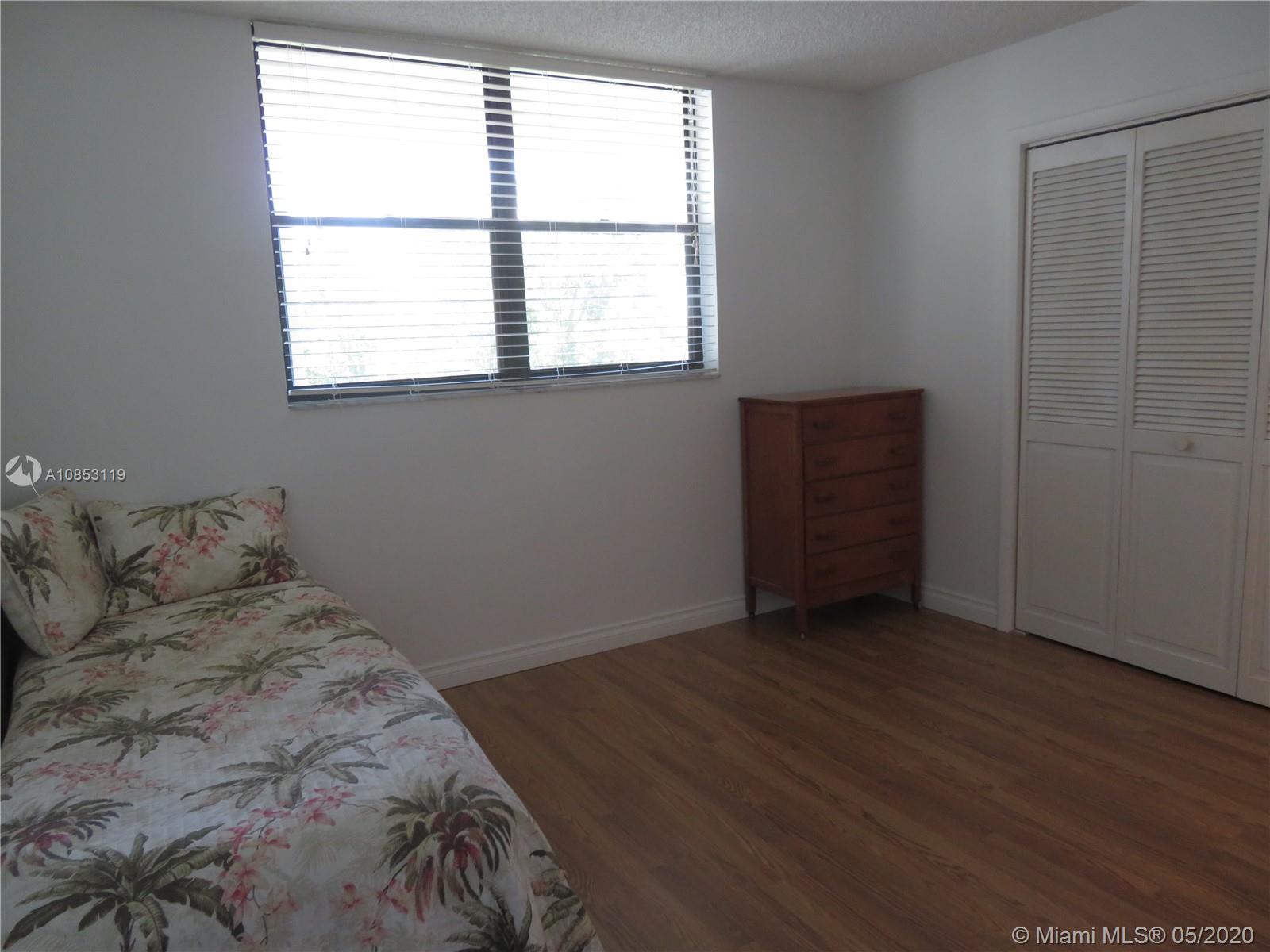 MARINERS WAY CONDO - Residential