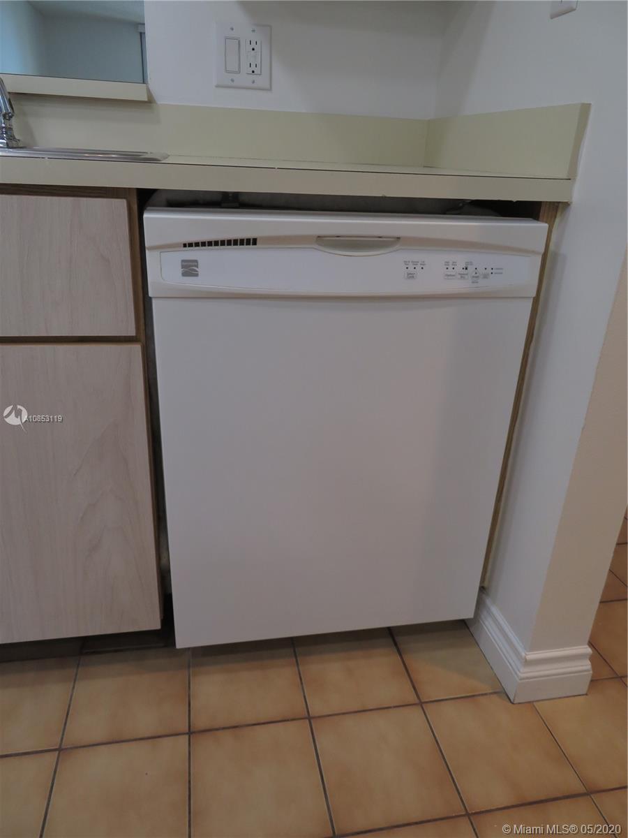 MARINERS WAY CONDO - Residential