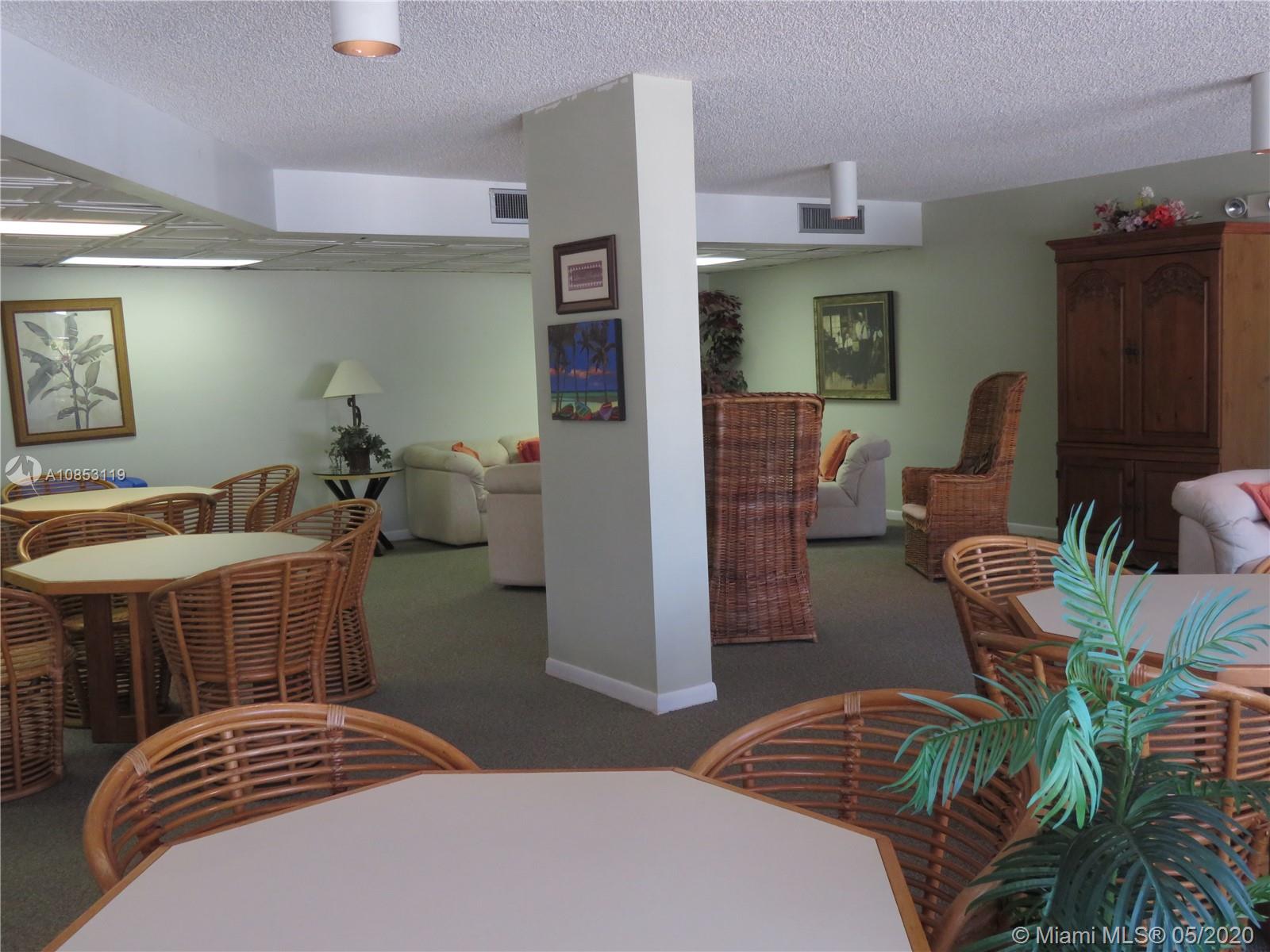 MARINERS WAY CONDO - Residential