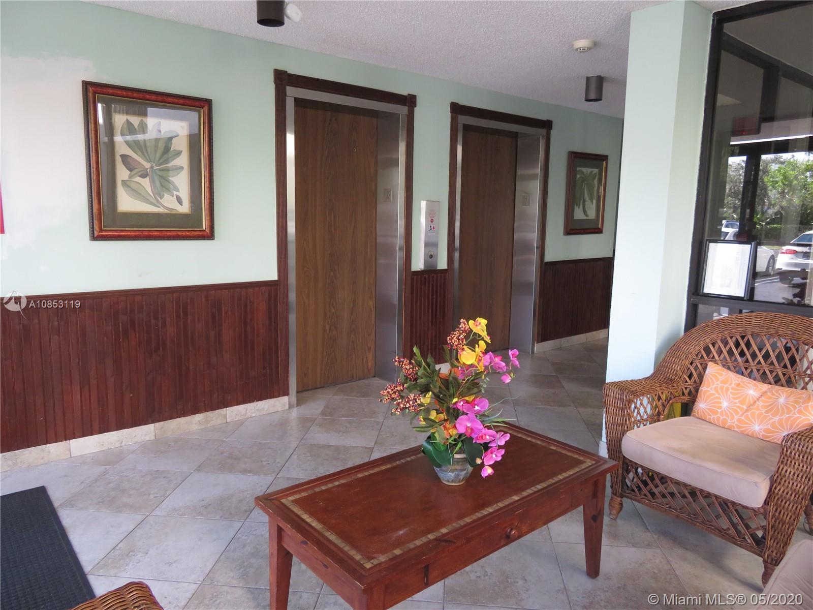 MARINERS WAY CONDO - Residential