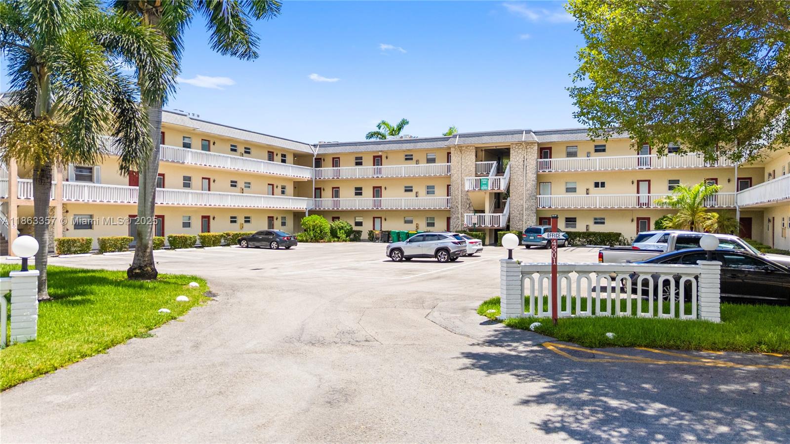 ASHLEY HALL CONDO - Residential