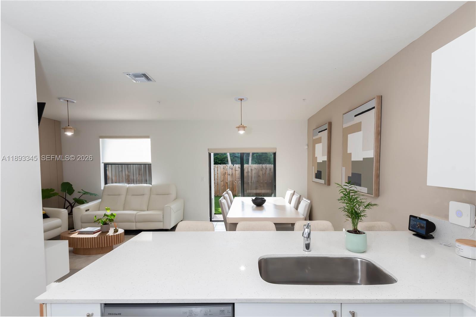 UNITED STATES - Residential