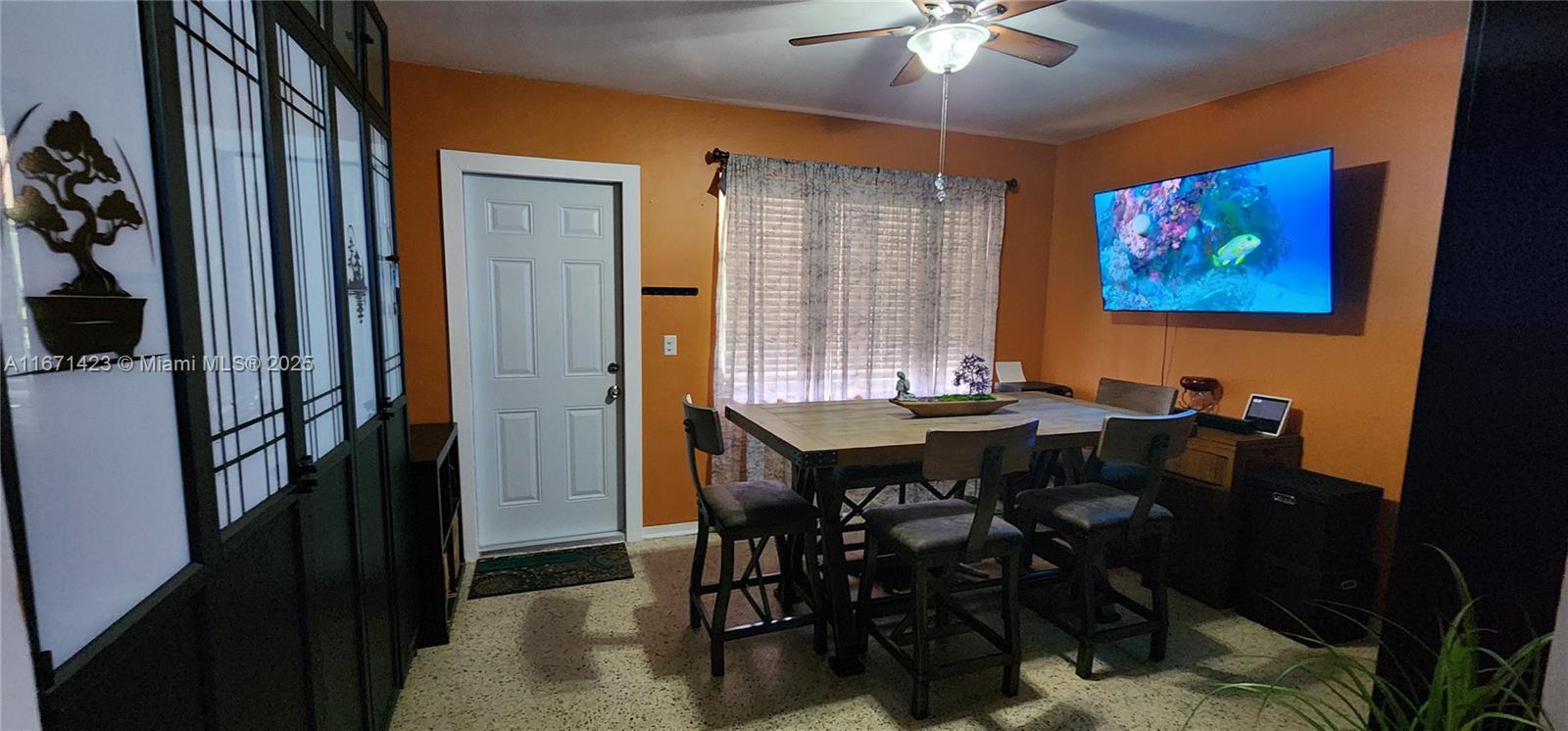 BISCAYNE HIGHLANDS - Residential