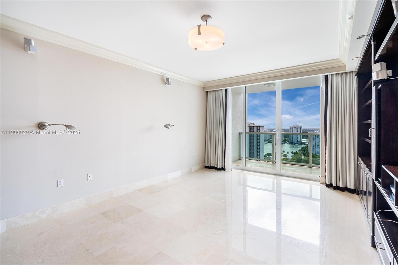 THE PENINSULA CONDO - Residential Lease