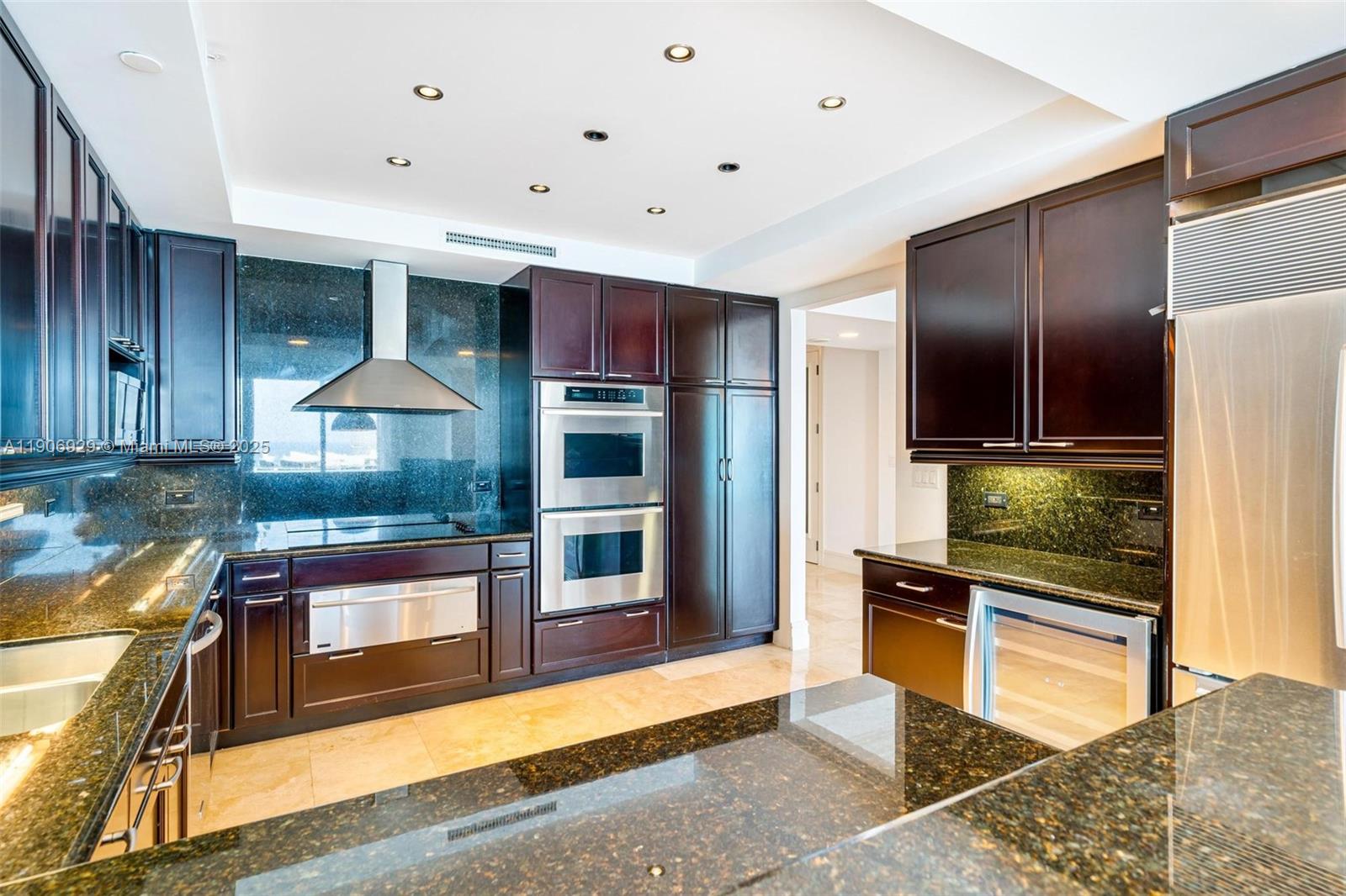 THE PENINSULA CONDO - Residential Lease