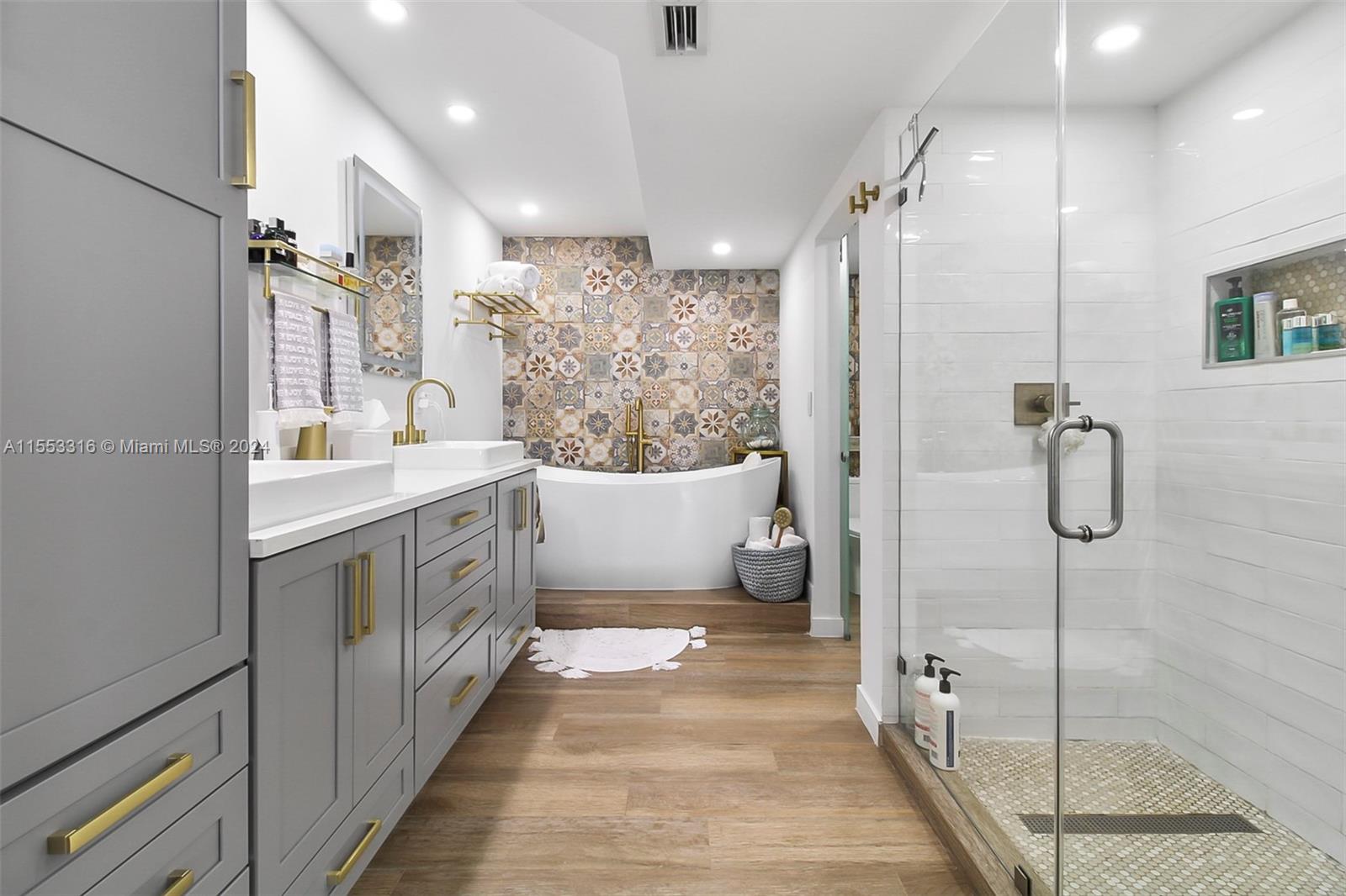 GROVE ISLE CONDO - Residential