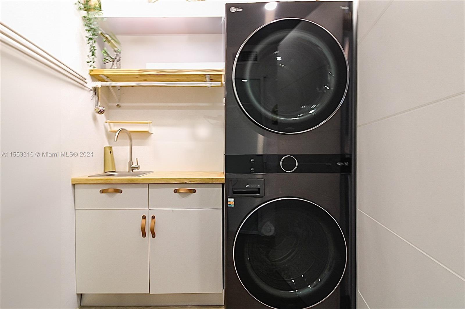 GROVE ISLE CONDO - Residential