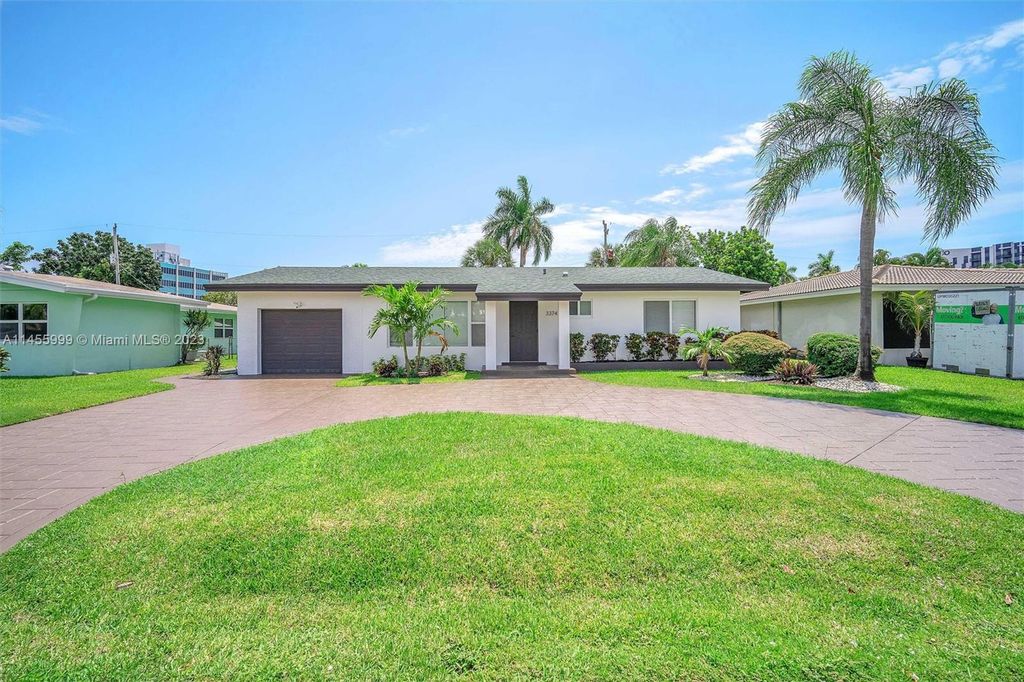 Photo of 3374 NE 19th Ave, Oakland Park, FL 33306 (MLS # A11455999)