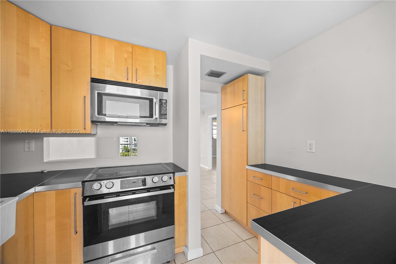 POINT EAST ONE CONDO-BLDG - Residential