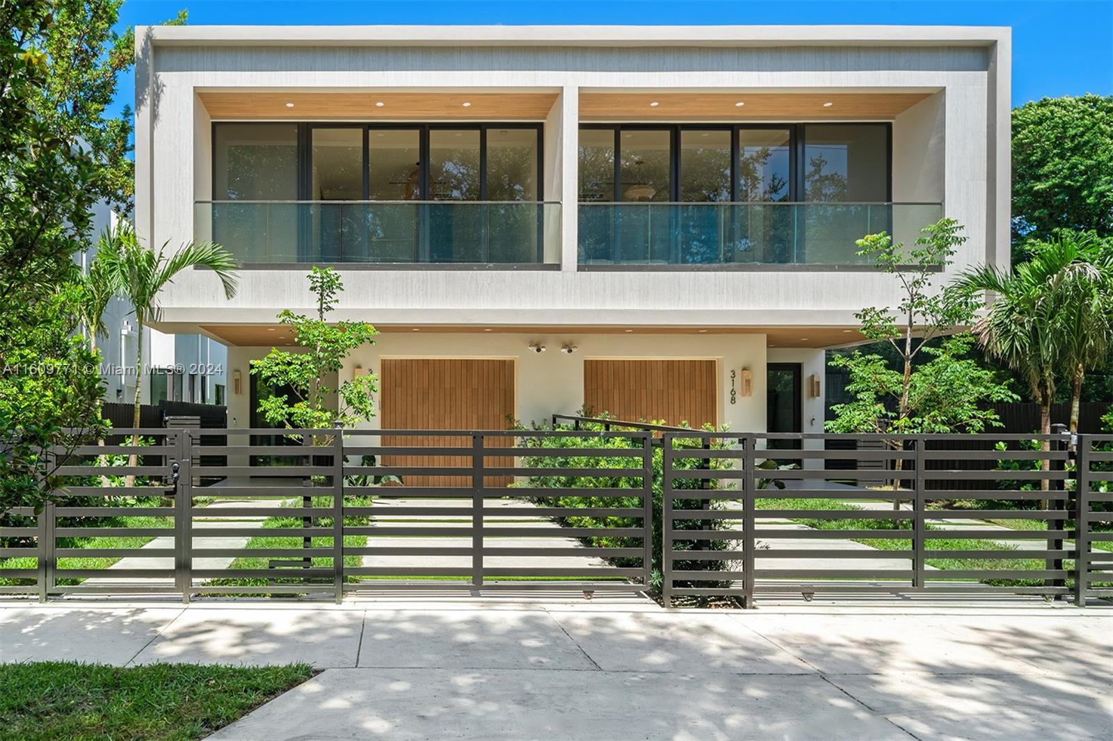 PALMHURST - Residential