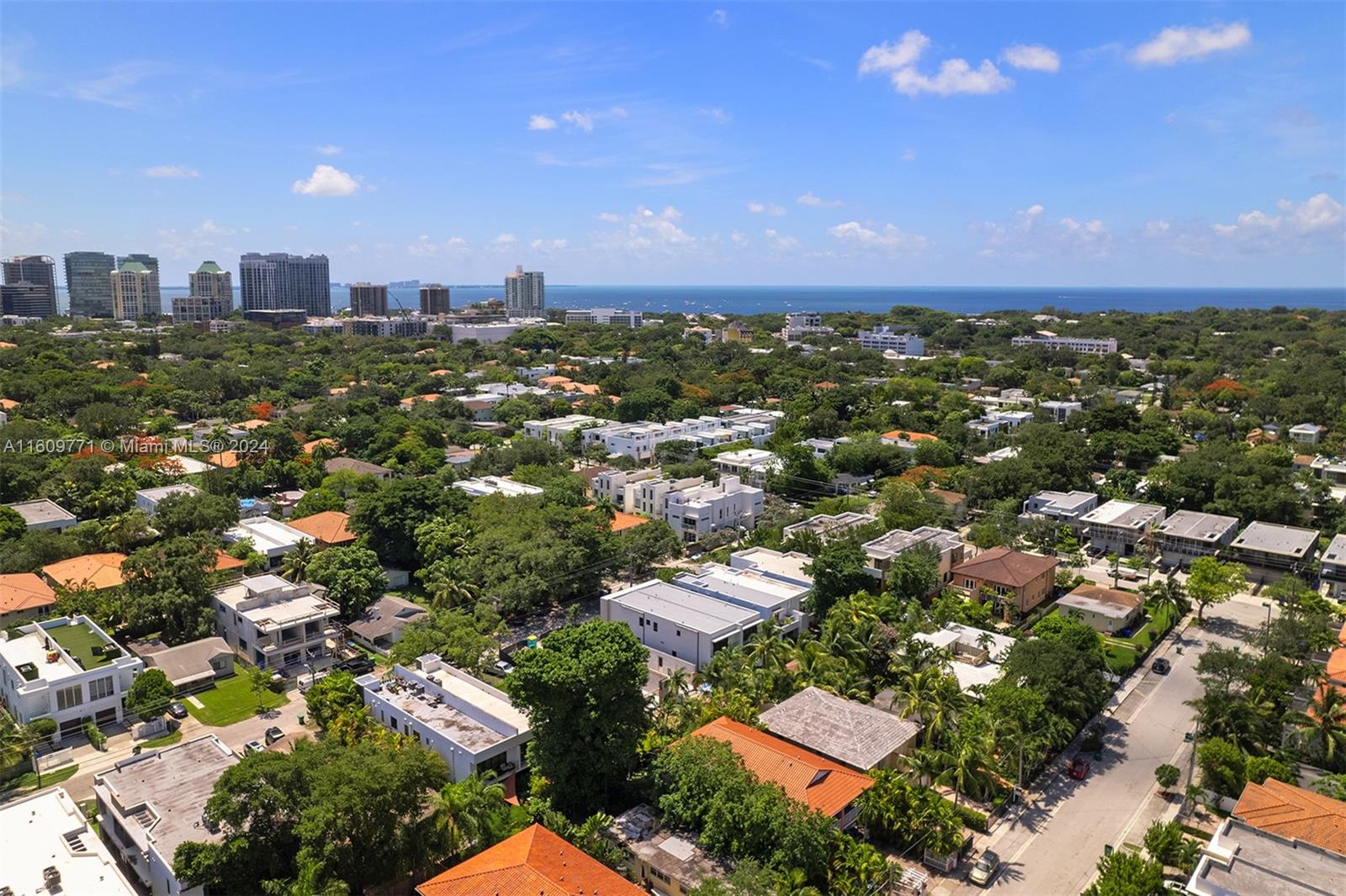 PALMHURST - Residential