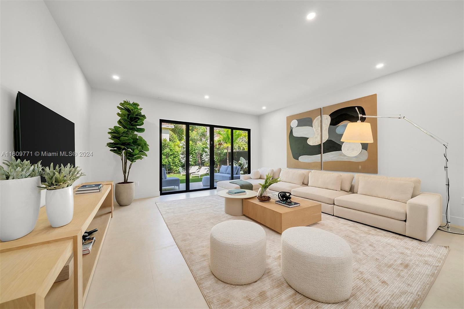 PALMHURST - Residential