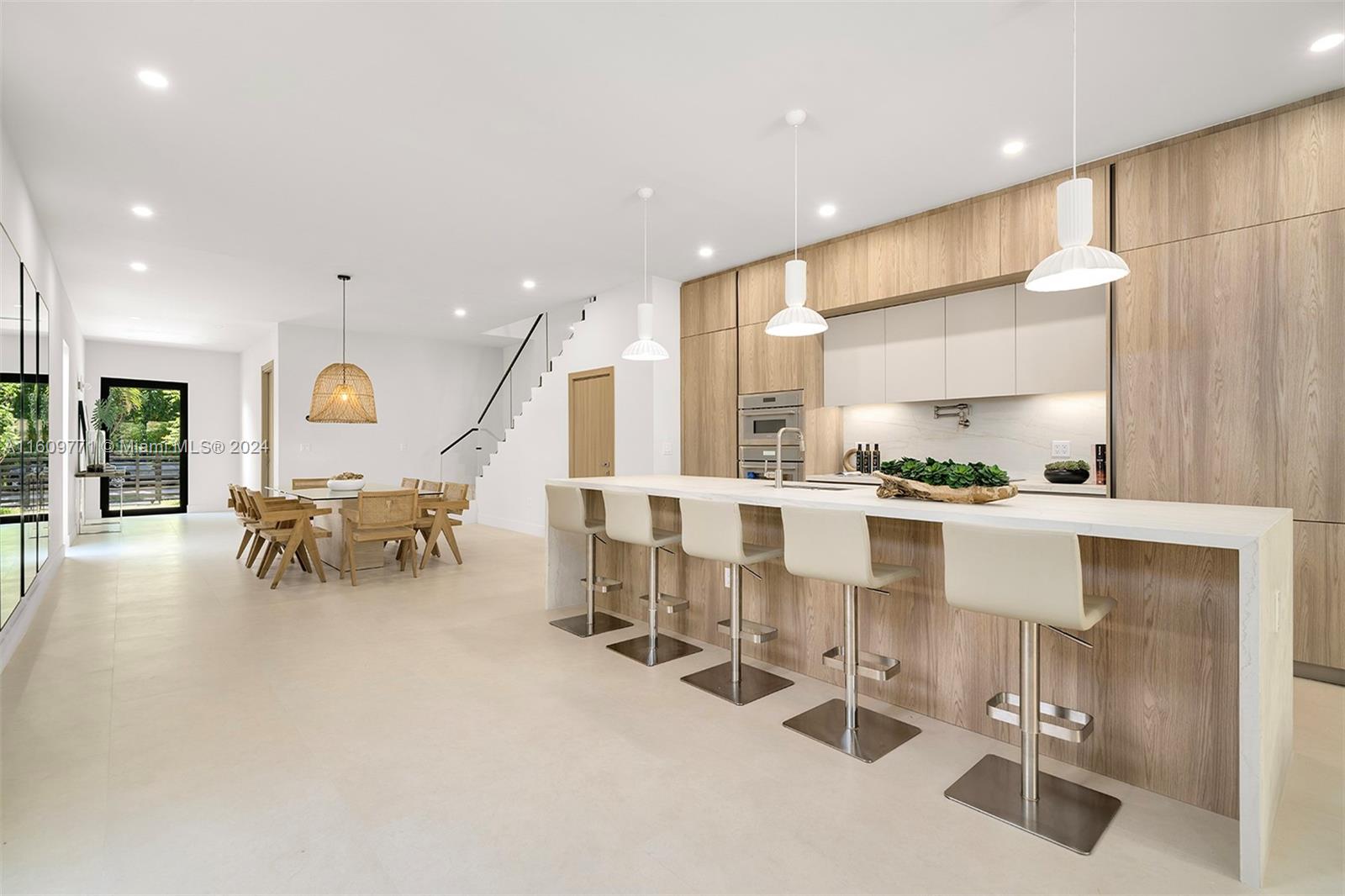 PALMHURST - Residential