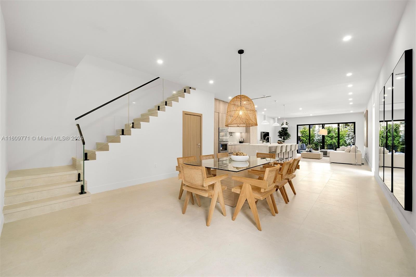 PALMHURST - Residential