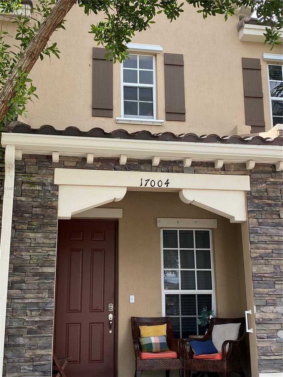 17004 SW 95th Ter