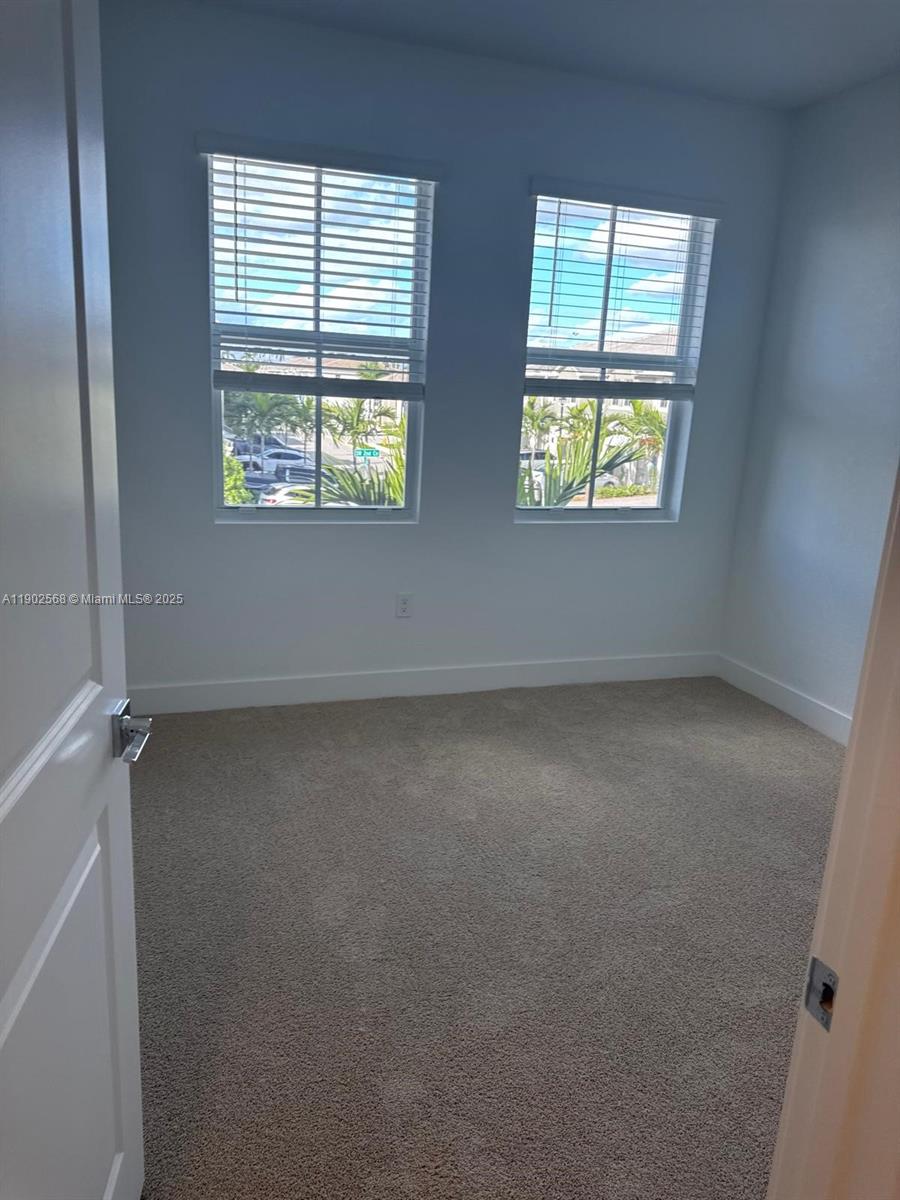 MERRICK SQUARE - Residential Lease