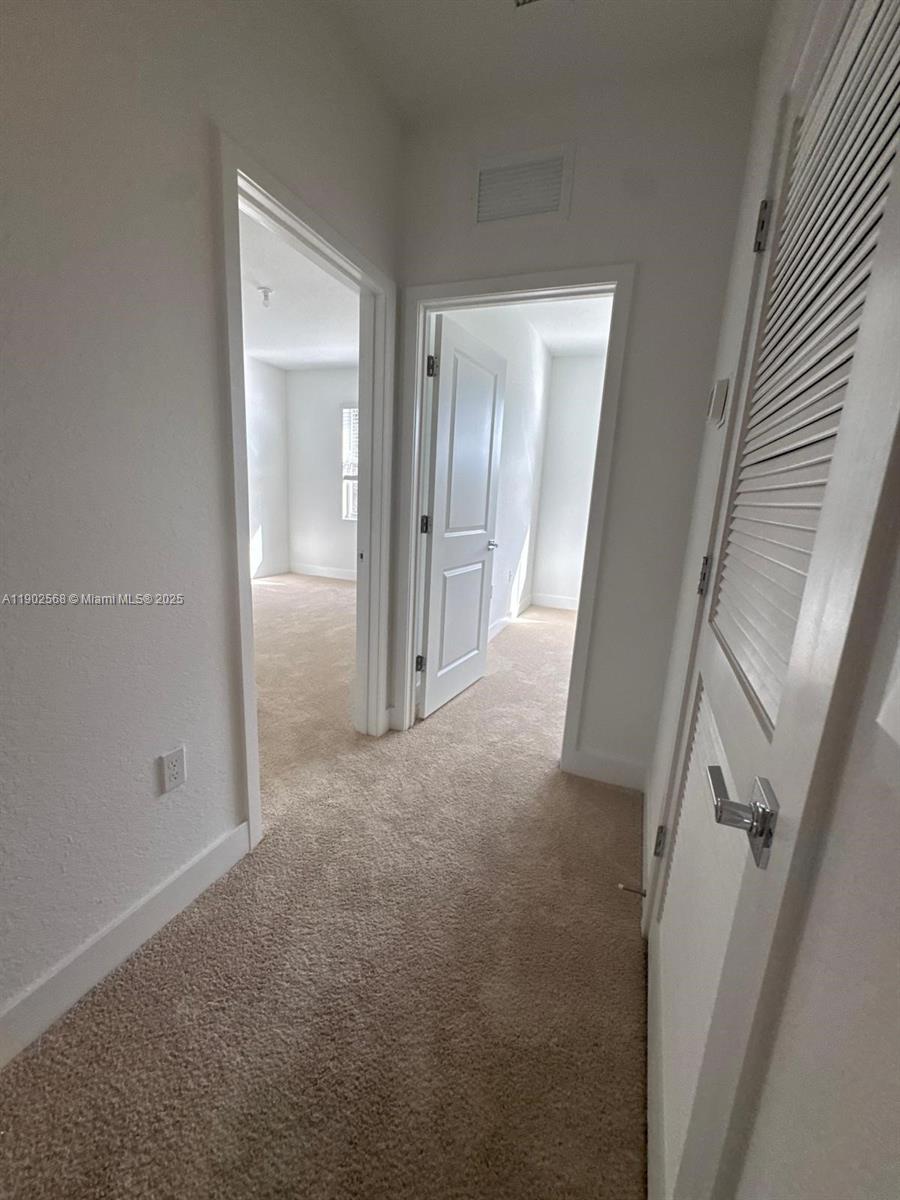 MERRICK SQUARE - Residential Lease