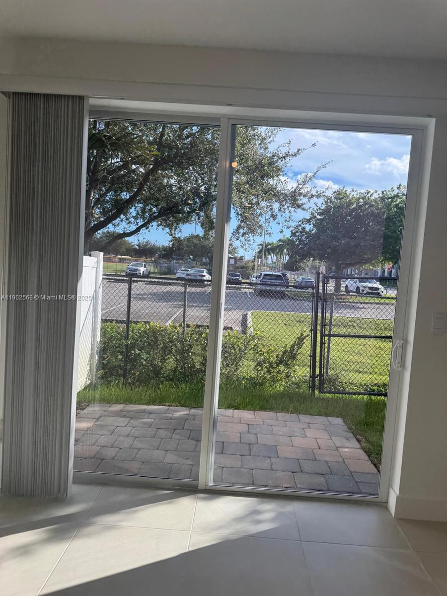 MERRICK SQUARE - Residential Lease