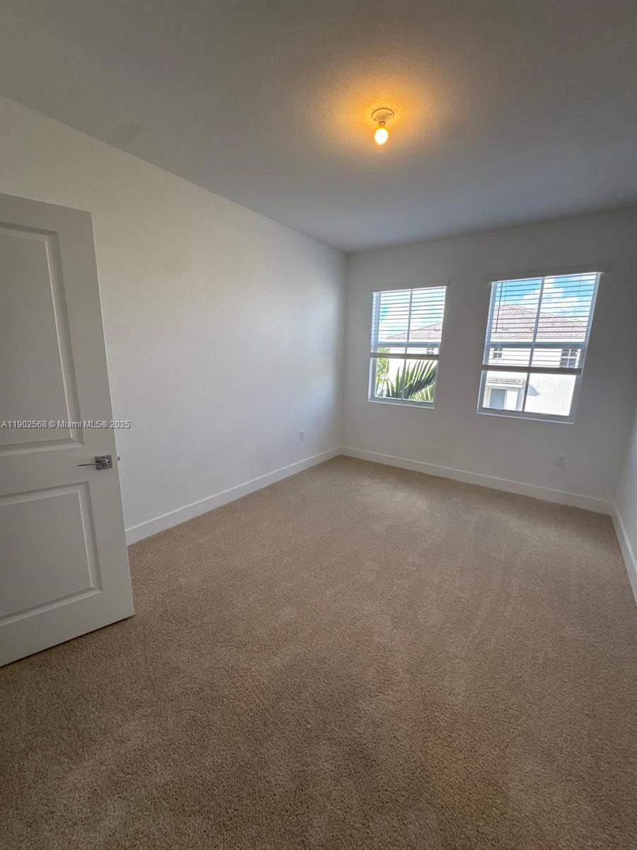 MERRICK SQUARE - Residential Lease