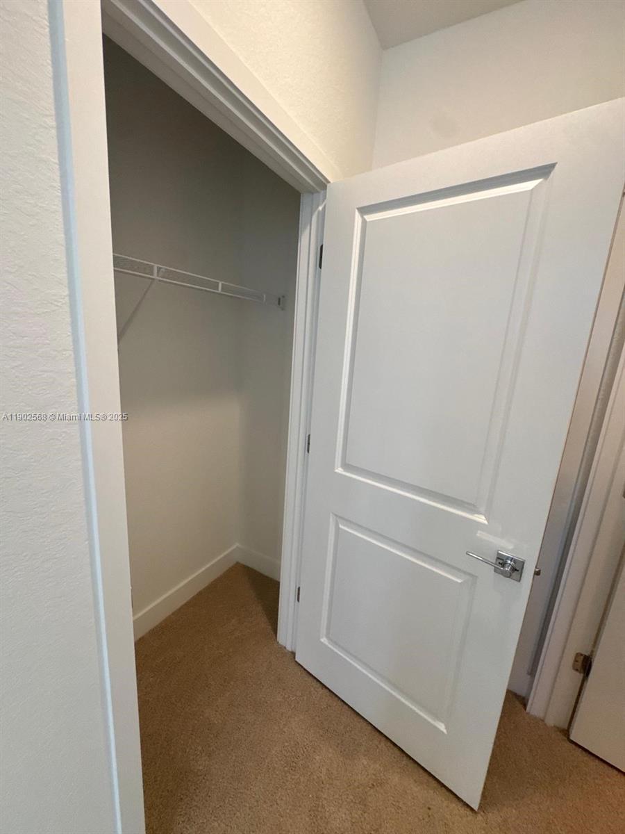 MERRICK SQUARE - Residential Lease