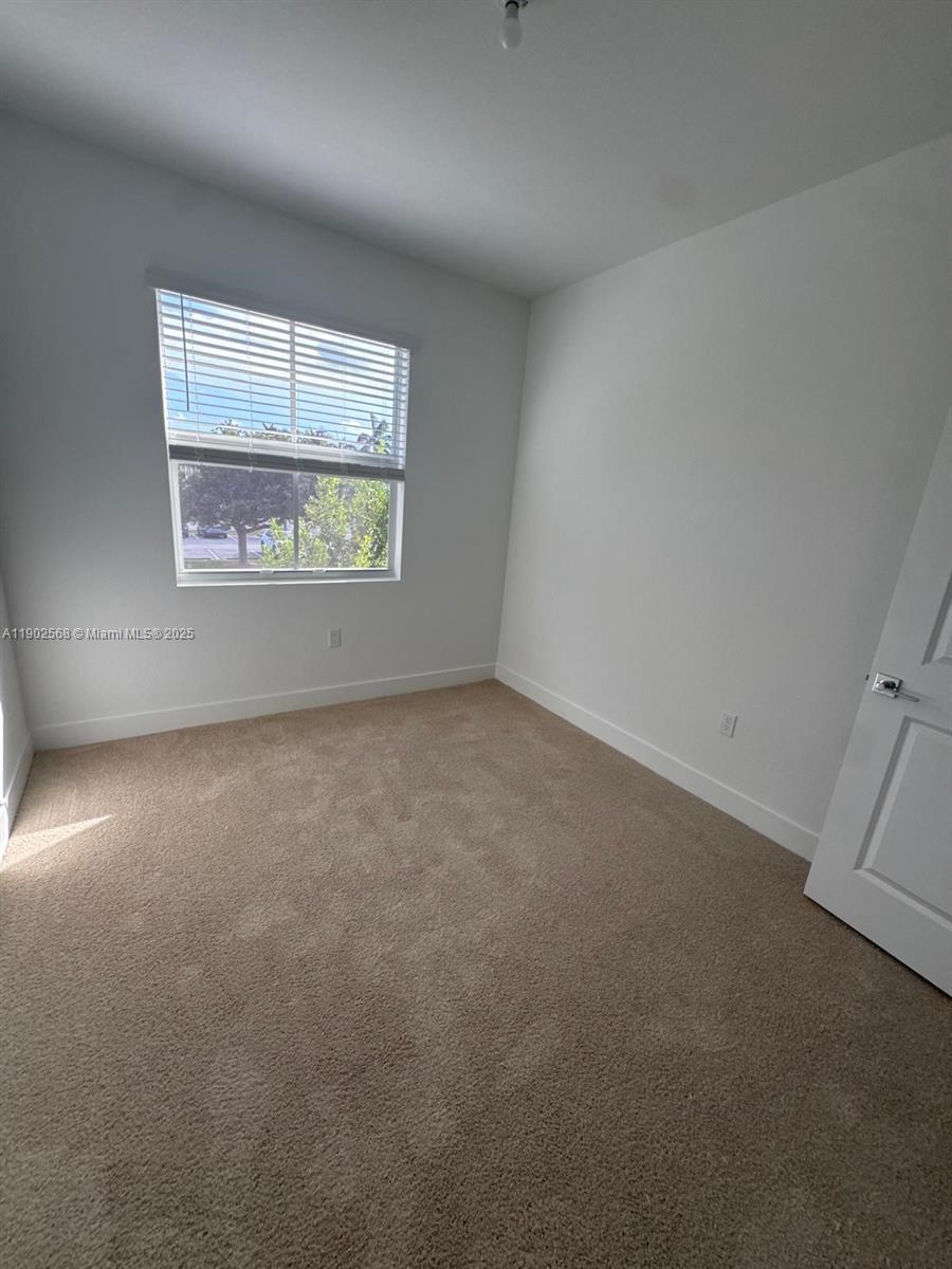 MERRICK SQUARE - Residential Lease