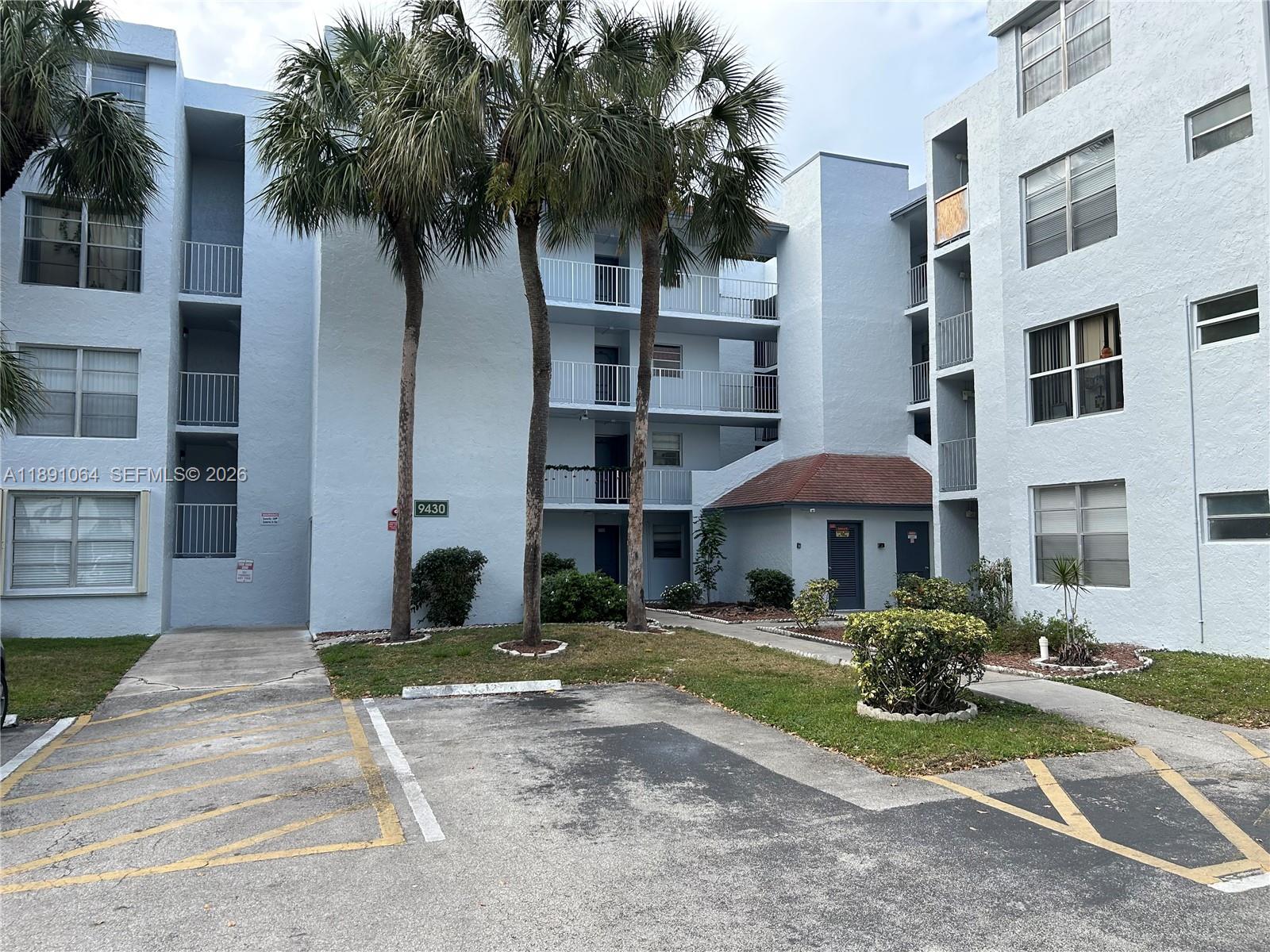 LIVE OAK CONDO FIVE - Residential Lease