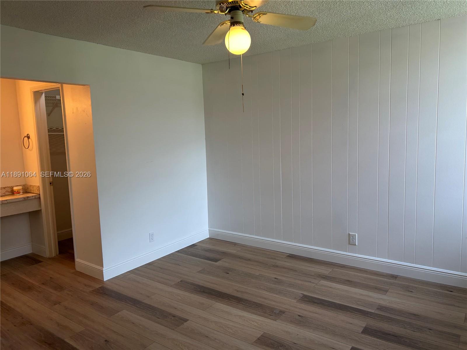 LIVE OAK CONDO FIVE - Residential Lease